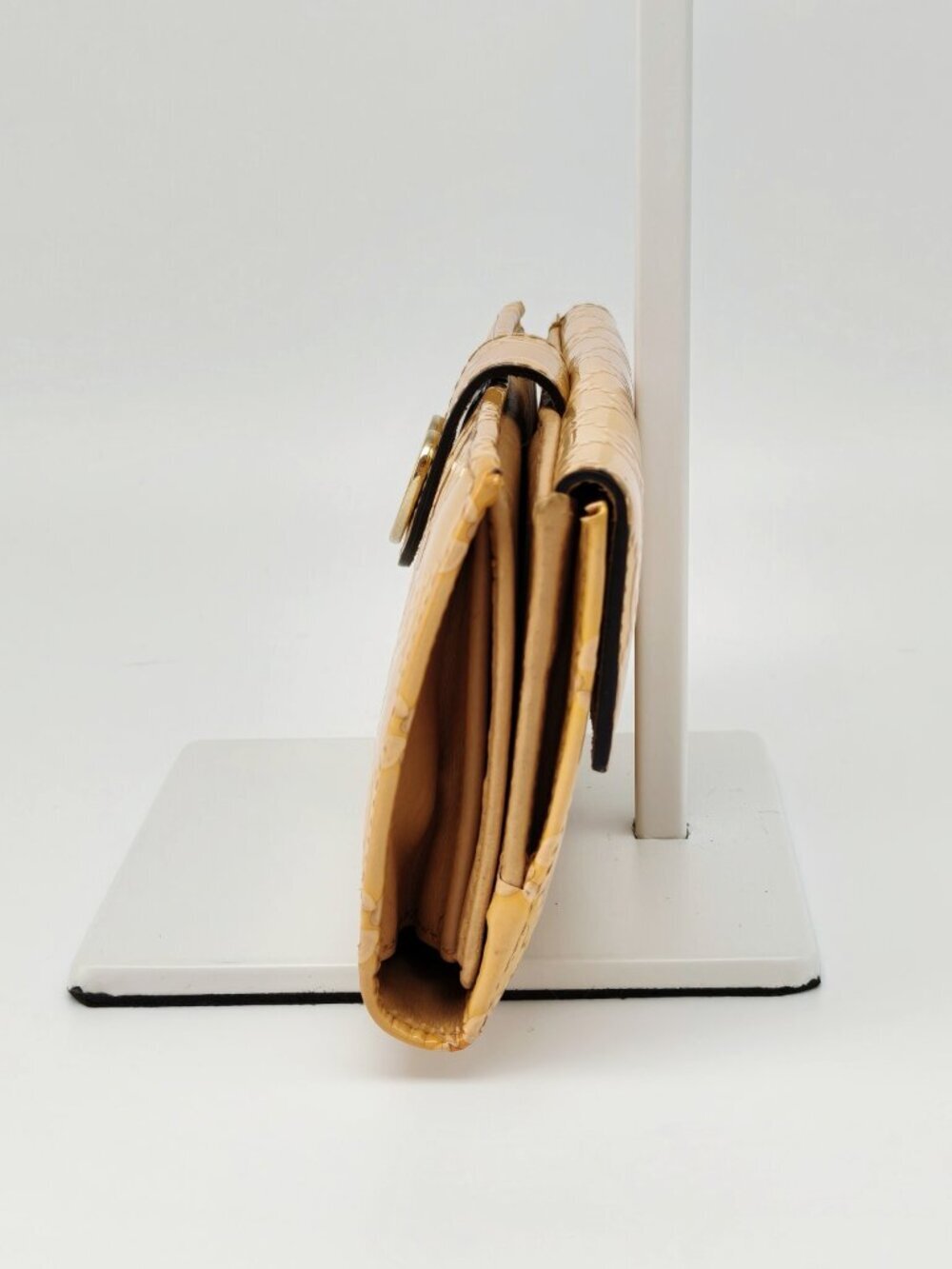 Gucci Guccissima Patent Leather Long Wallet Beige Heart Logo - Picture 3 of 13